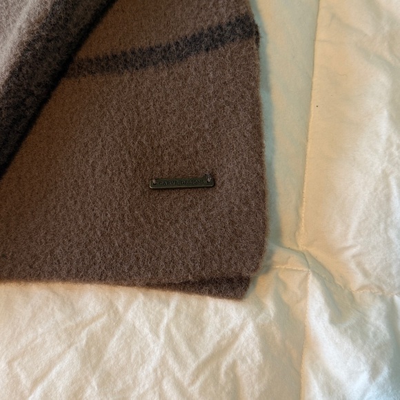 Women's Carve Designs Olivia Plush Sweater--Small - Picture 2 of 14